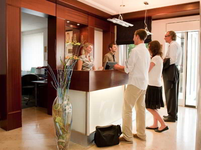 Achat Im Park Hotel 4*